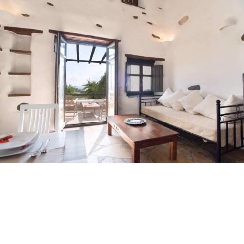 Traditional stoned house for 3 people in Paros