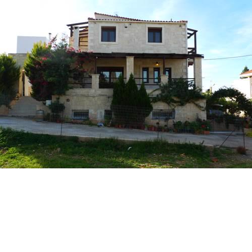 Traditional Stonehouse Vicky