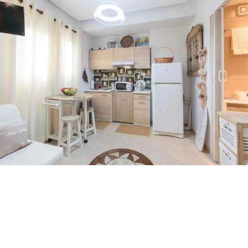 Traditional studio next to Acropolis