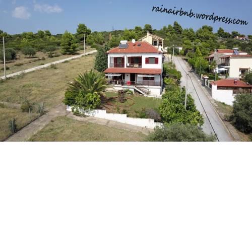 Traditional Villa with relaxing sea view