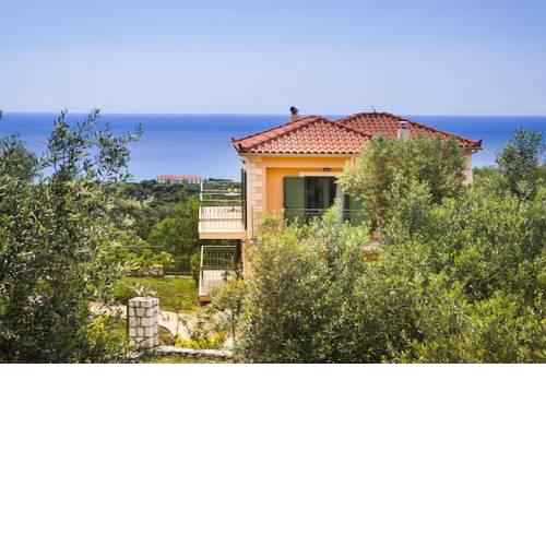 Trapezaki Captains Villa