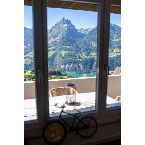 Traumhafte Sonnenresidenz mit Berg- und Seeblick