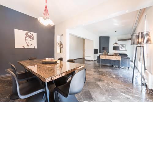 Traveler's Dream 4 brdm Renovated Penthouse