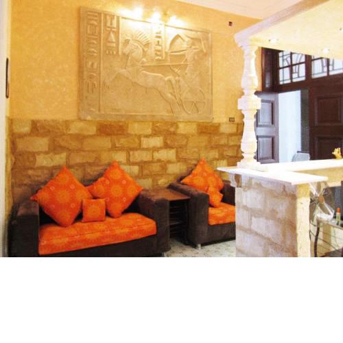 Travelers House Hostel