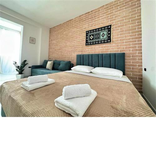 TreA Accomodations - Port Side