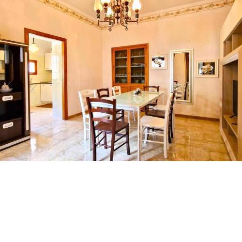 Trekking Lovers Vacation Home with Town View