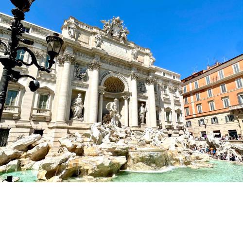 Trevi Romantic Alcova