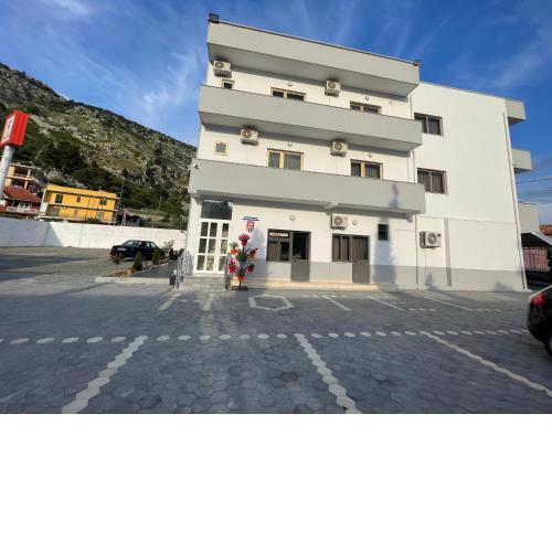 Triho hotel
