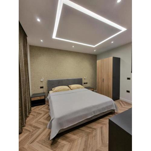 TRIP STOP Hotel