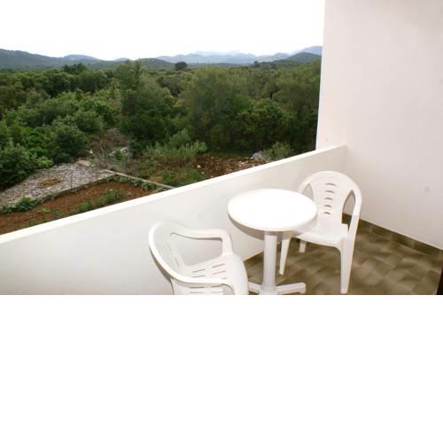 Triple Room Drace 4530b