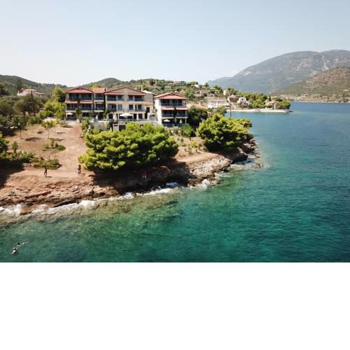 Trizonia Beach Hotel