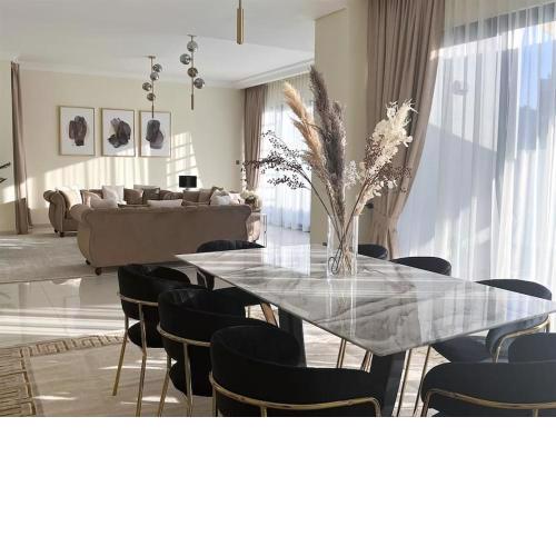 Trophy - La Dolce Vita Villa
