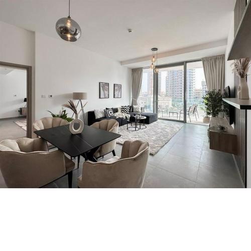 Trophy - Lakeside Haven Suite