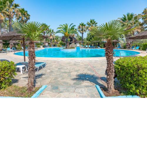 Tropical Hotel Fourka