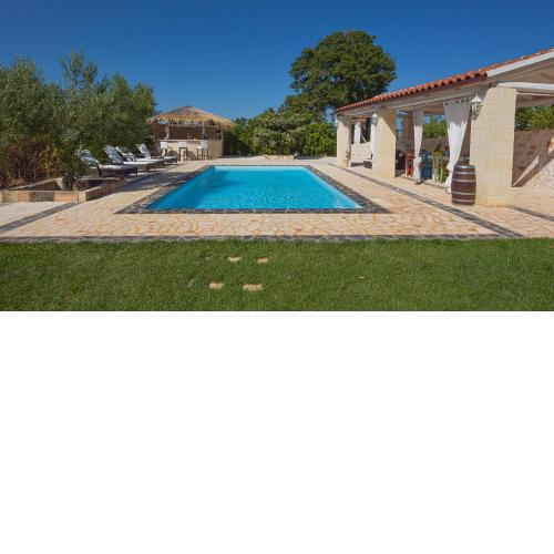 Trulli Italia 6&2