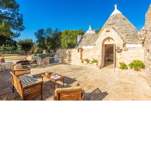 Trullo con piscina baby