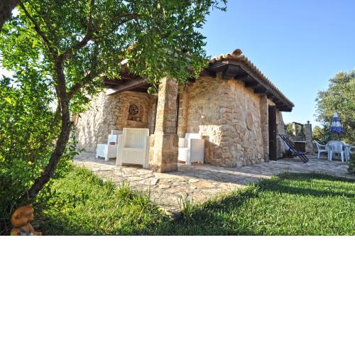 Trullo Dei Beneficati by Salento Affitti