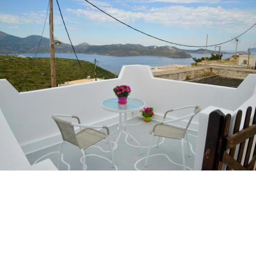 Trypiti Sea View Apartment