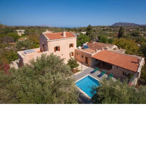Tsikoliana Villa Sleeps 4 Pool Air Con WiFi