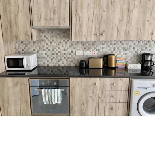 Tsimintia Apt 25