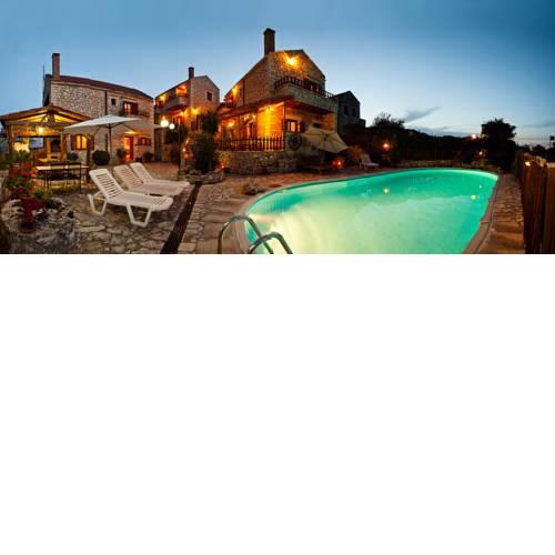 Tsivaras Villas