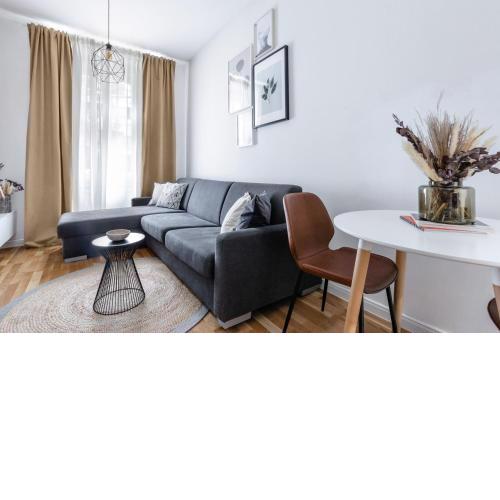 TurnKey Cozy Studio by Letna Park