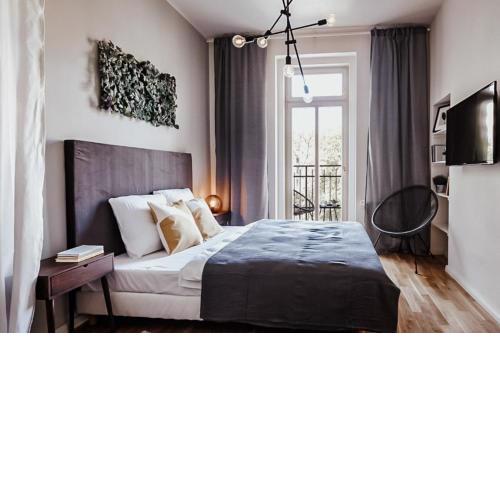 TurnKey Studio King George Square