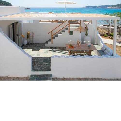 Turquoise Maison By The Sea