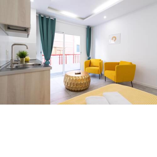 Tusity Moderno Estudio con Balcón a escasos metros de Las Canteras