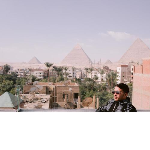 Tuya pyramid view