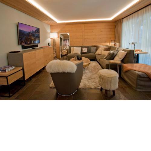 Twin Peak apartment at Nevada prime