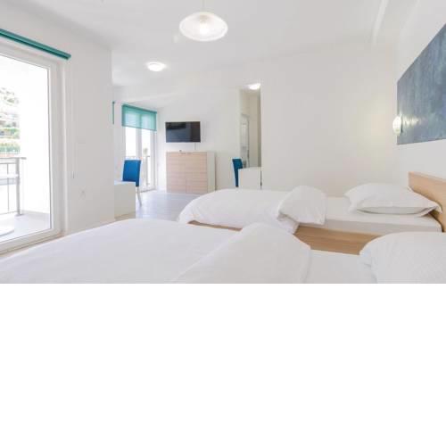 Twin Room Ploce 15074a