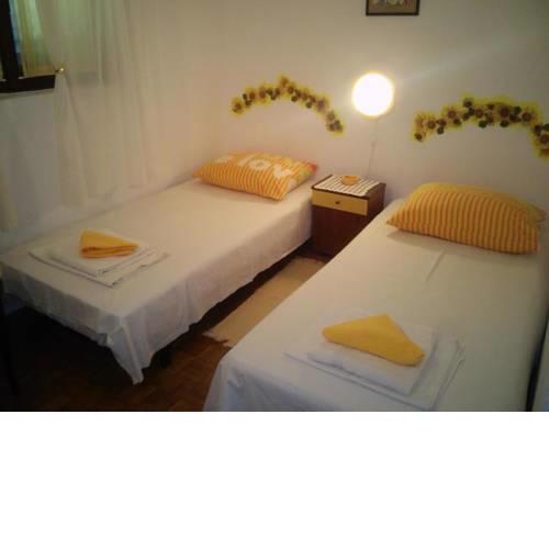 Twin Room Stari Grad 14888c