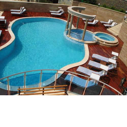Twins Palace ApartHotel