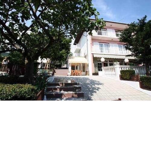 Two-Bedroom Apartment Crikvenica near Sea 10