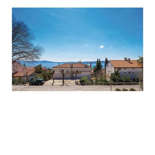 Two-Bedroom Apartment Crikvenica with Sea View 05