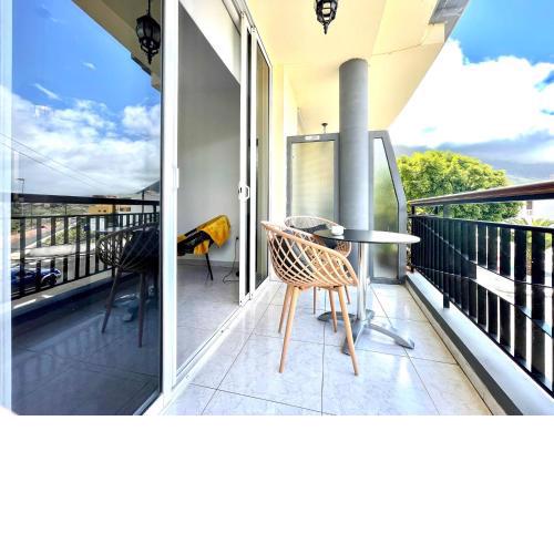 Two bedroom apartment, FreeWifi balcony, great view in Frontera