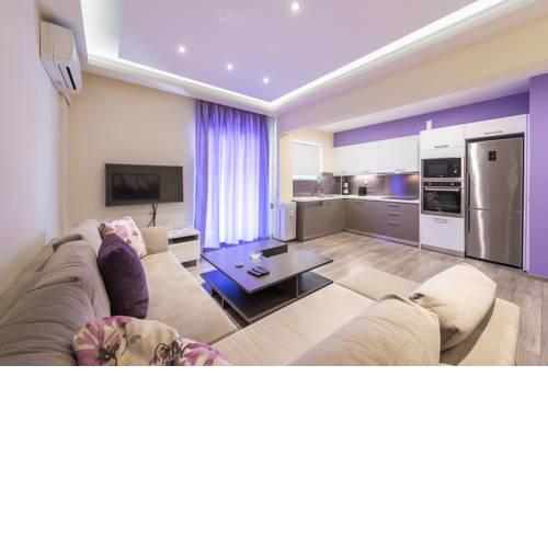 Two-Bedroom Apartment-Glyfada Center