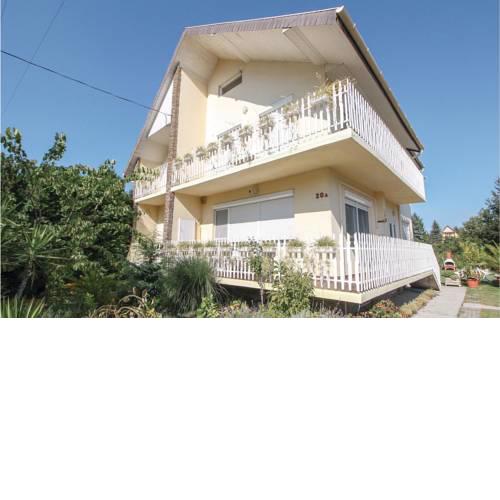Two-Bedroom Apartment in Balatonboglar