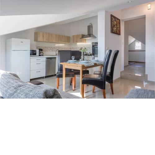 Two-Bedroom Apartment in Betiga