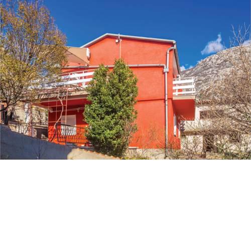 Two-Bedroom Apartment in Cesarica