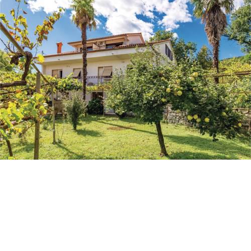 Two-Bedroom Apartment in Lovran