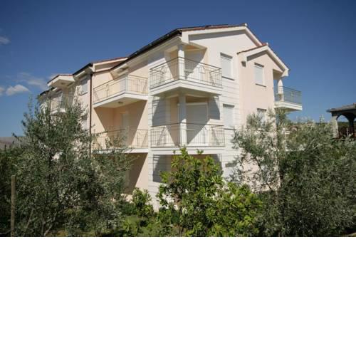 Two-Bedroom Apartment in Okrug Gornji I