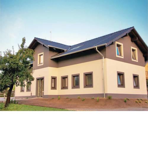 Two-Bedroom Apartment in Podhajska