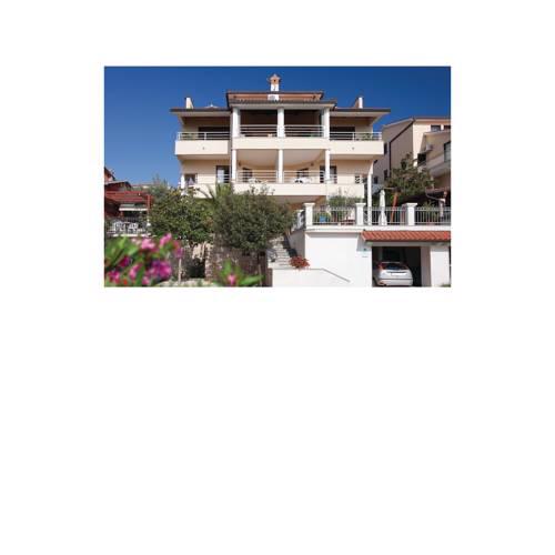 Two-Bedroom Apartment in Rabac