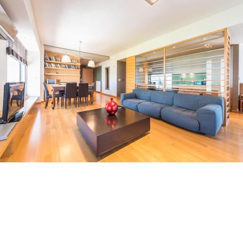 Two-Bedroom Apartment with Sea View-Glyfada