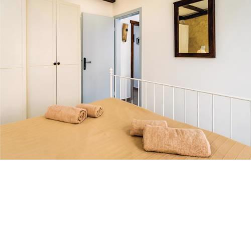 Two-Bedroom Holiday Home in Cres