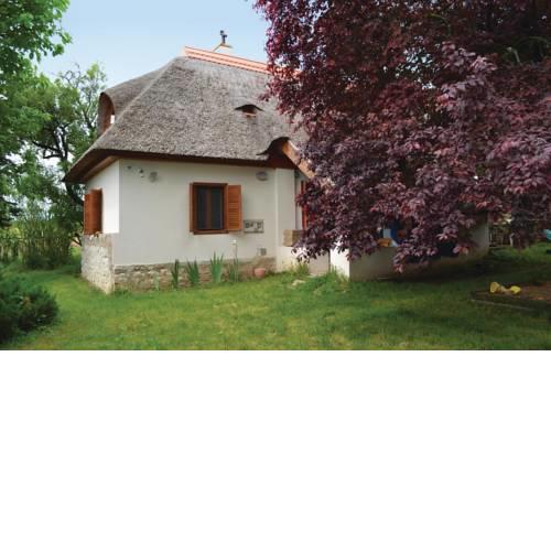 Two-Bedroom Holiday Home in Csopak