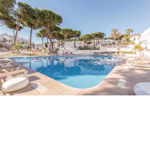 Two-Bedroom Holiday Home in Las Chapas Marbella