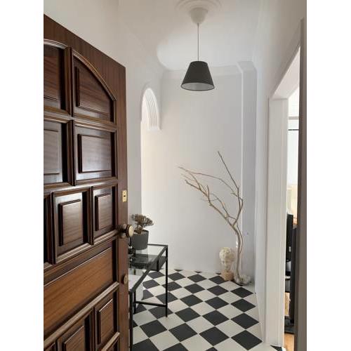 Two Bedroom Modern Apt